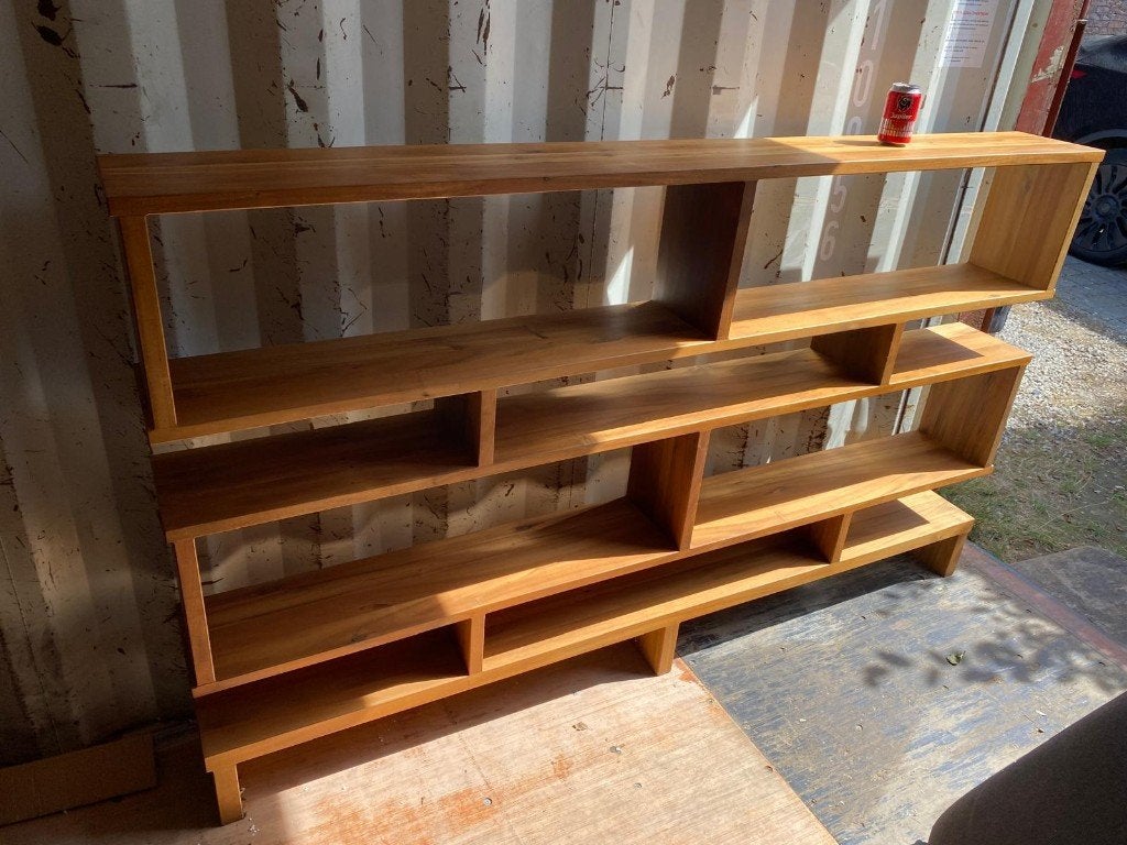 Boekenrek - wandrek - massief hout - prachtig design, Antiek en Kunst, Ophalen