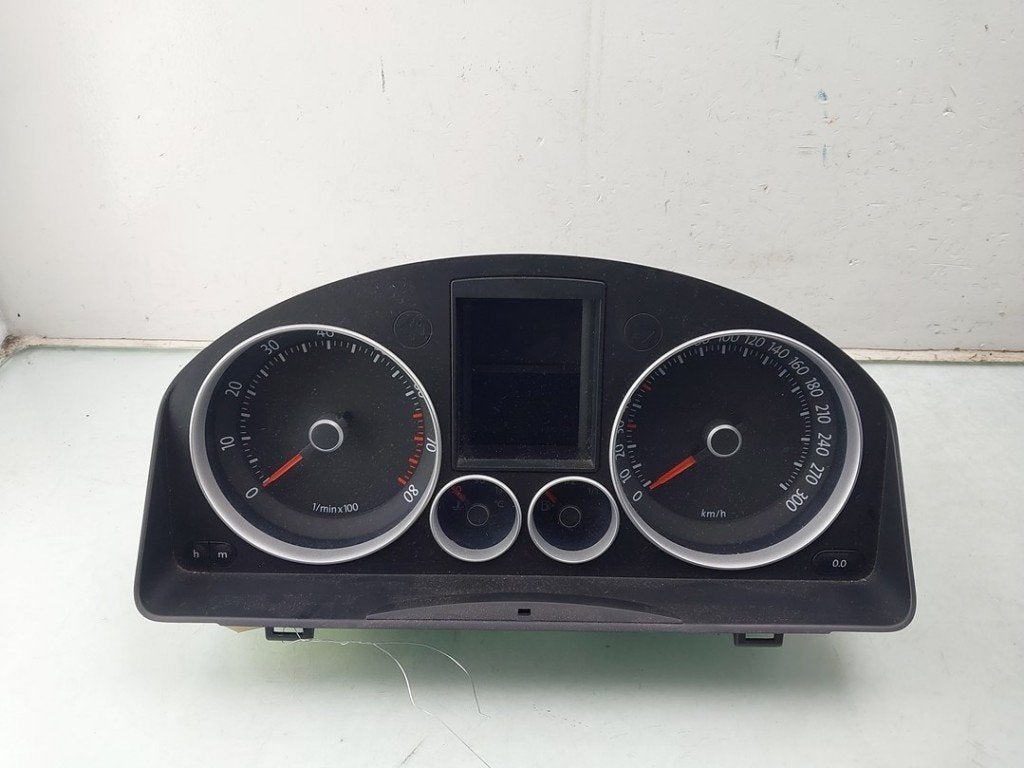 INSTRUMENTS DE BORD Volkswagen Golf V (1K1), Volkswagen, Volkswagen AG, Utilisé, Kundenbetreuung@volkswagen.de