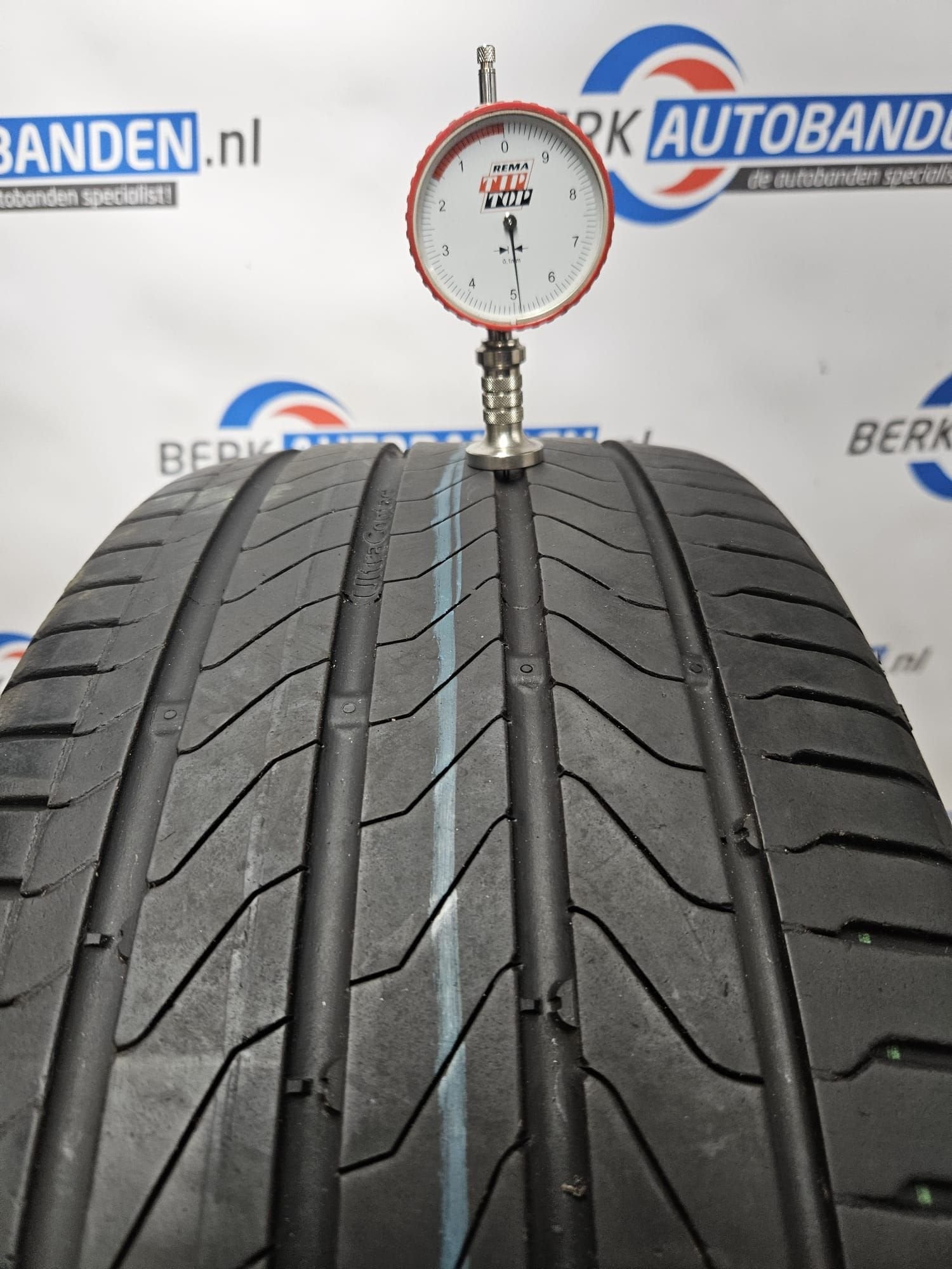 2x Continental Ultracontact 225/45 R17 91Y 225/45/17 2254517, Auto-onderdelen, Banden en Velgen, Gebruikt, -, -, 17 inch