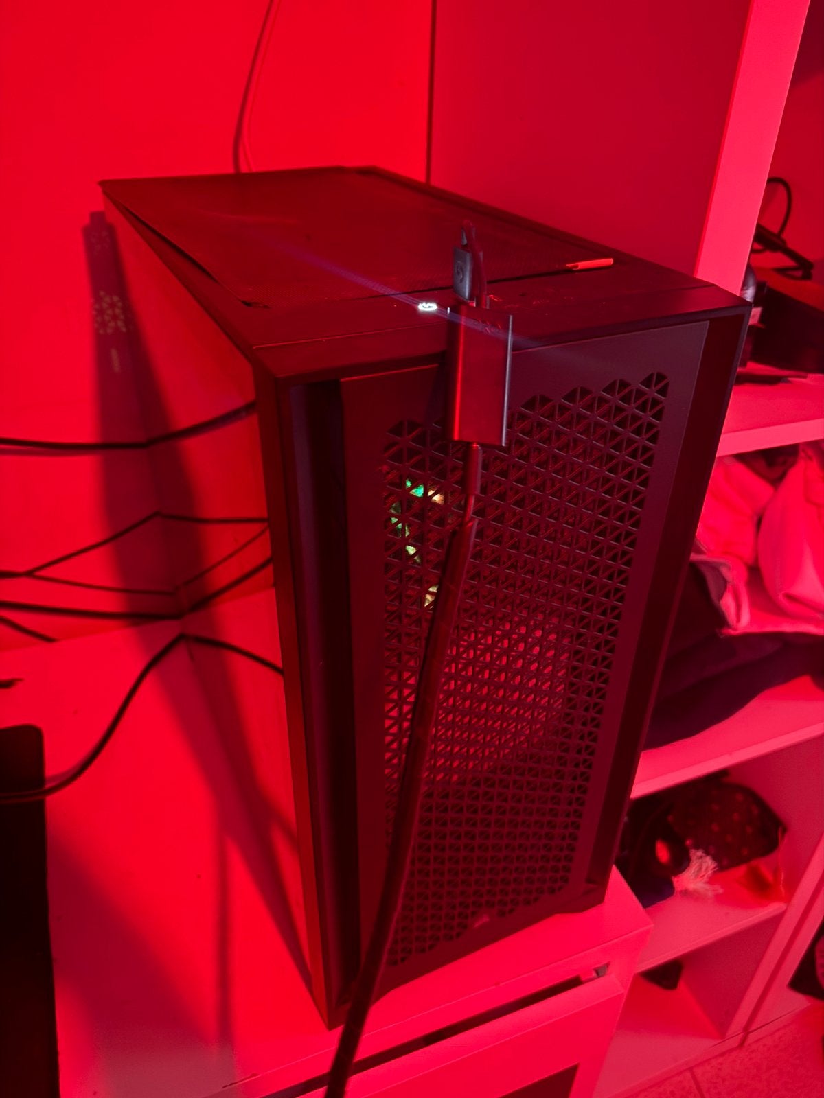 SETUP GAMING COMPLET – RTX 5060 / RYZEN 5 5600X – 2 ÉCRANS, Informatique & Logiciels, Ordinateurs de bureau, 32 GB, 4 Ghz ou plus