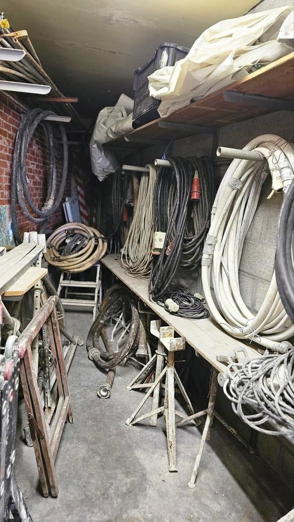 Kip remork en plateau remork te koop, Zakelijke goederen, Machines en Bouw | Keten en Containers, Ophalen