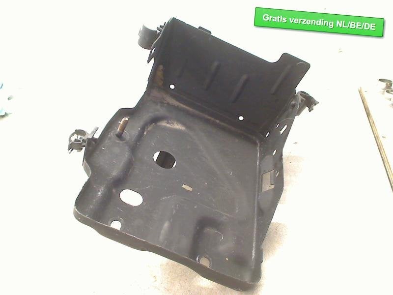 BAC A BATTERIE Fiat 500 (312) (01-2007/12-2012) (51826273), FCA Germany GmbH, IPC D1-09 Bahnhofsplatz
65423  Rüsselsheim am Main, DE