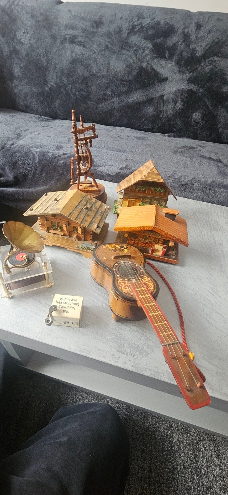 7 boite a musique vintage, Ophalen