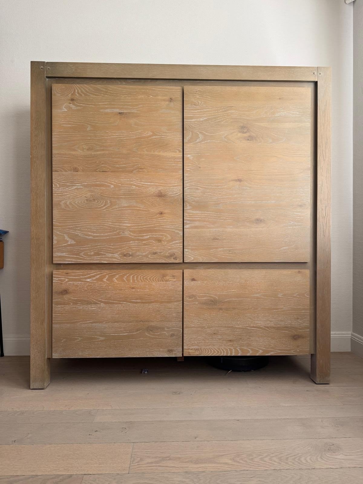 massief white wash eiken kast afhalen in BEKKEVOORT, Huis en Inrichting, Ophalen