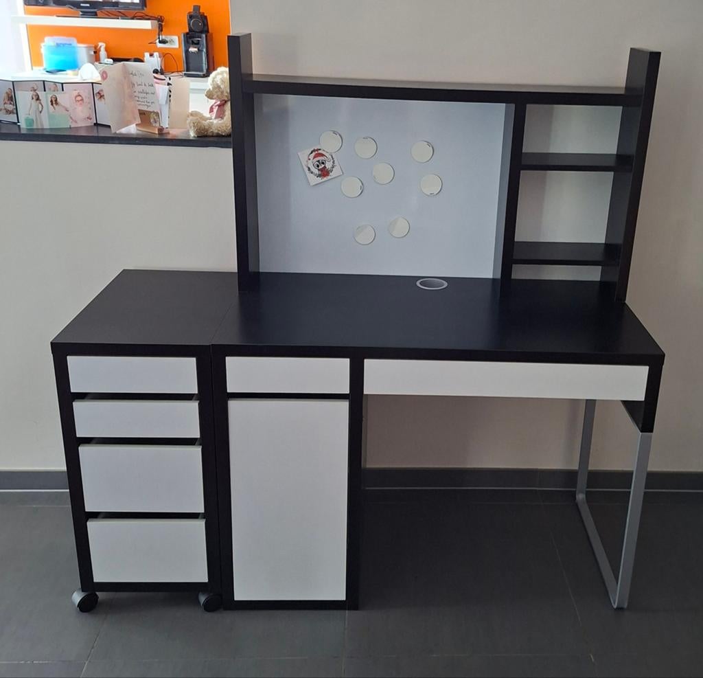Bureau zwart/bruin 3delig!, Ophalen