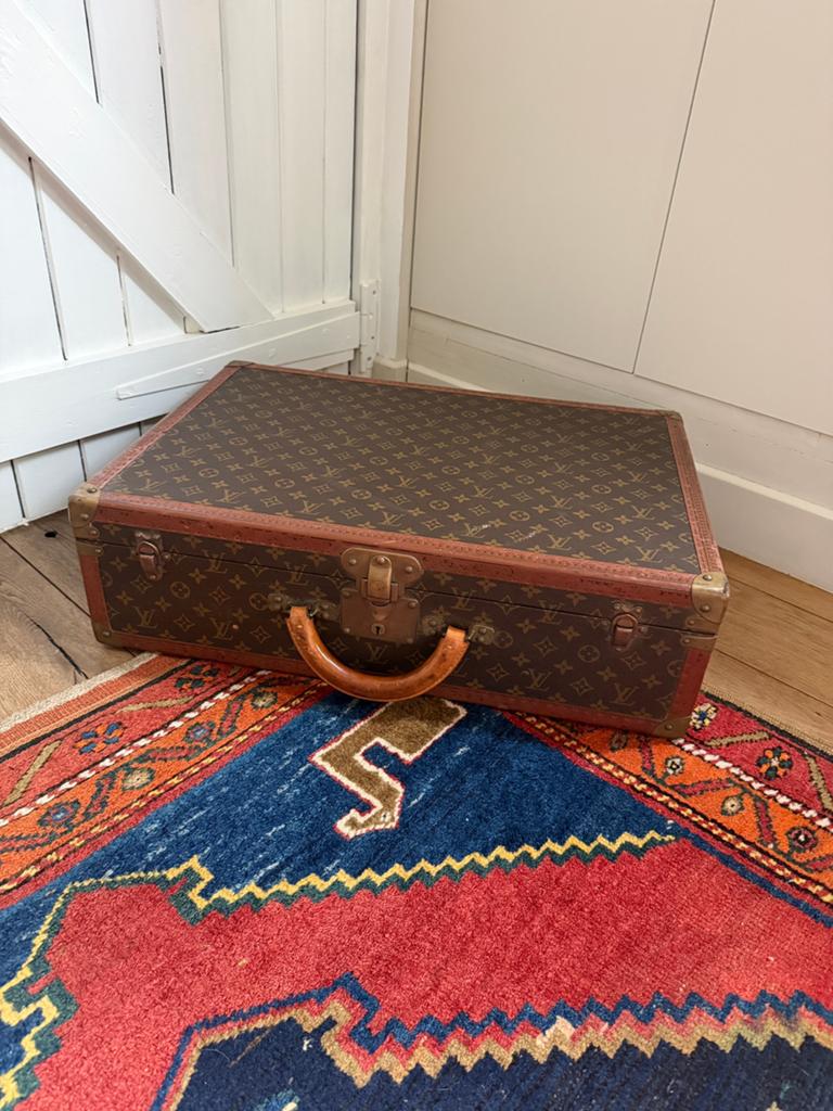 Louis Vuitton Bisten 60, Enlèvement