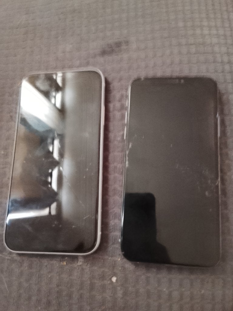 Deux iphone, Telecommunicatie, Mobiele telefoons | Apple iPhone, Ophalen, 128 GB, Overige modellen, Wit