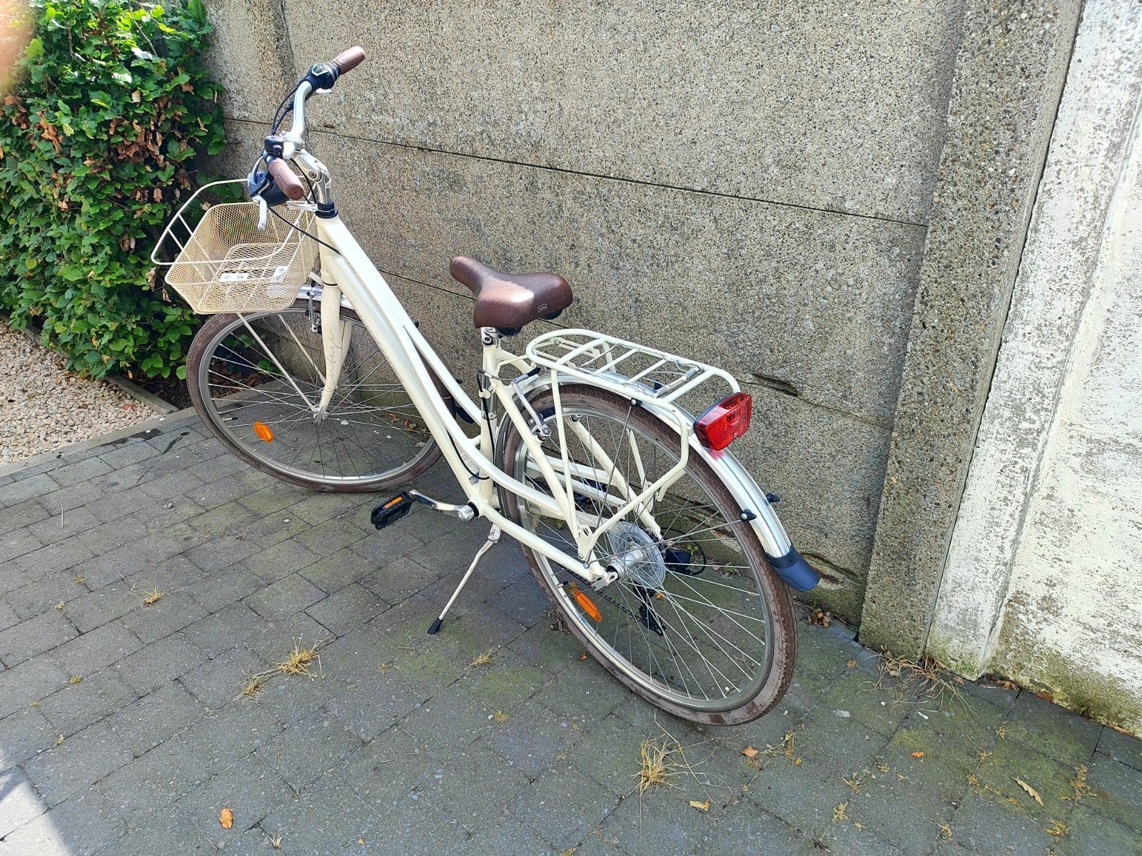 Dames fiets, Ophalen