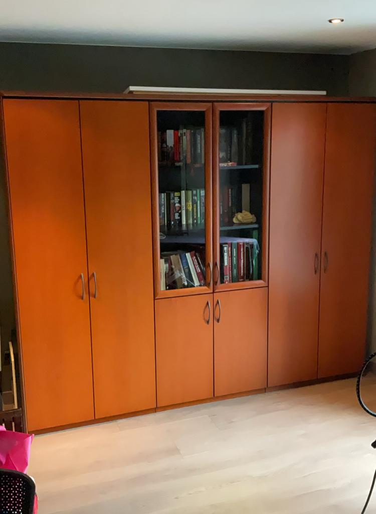 Bureau kast, Ophalen, Zo goed als nieuw