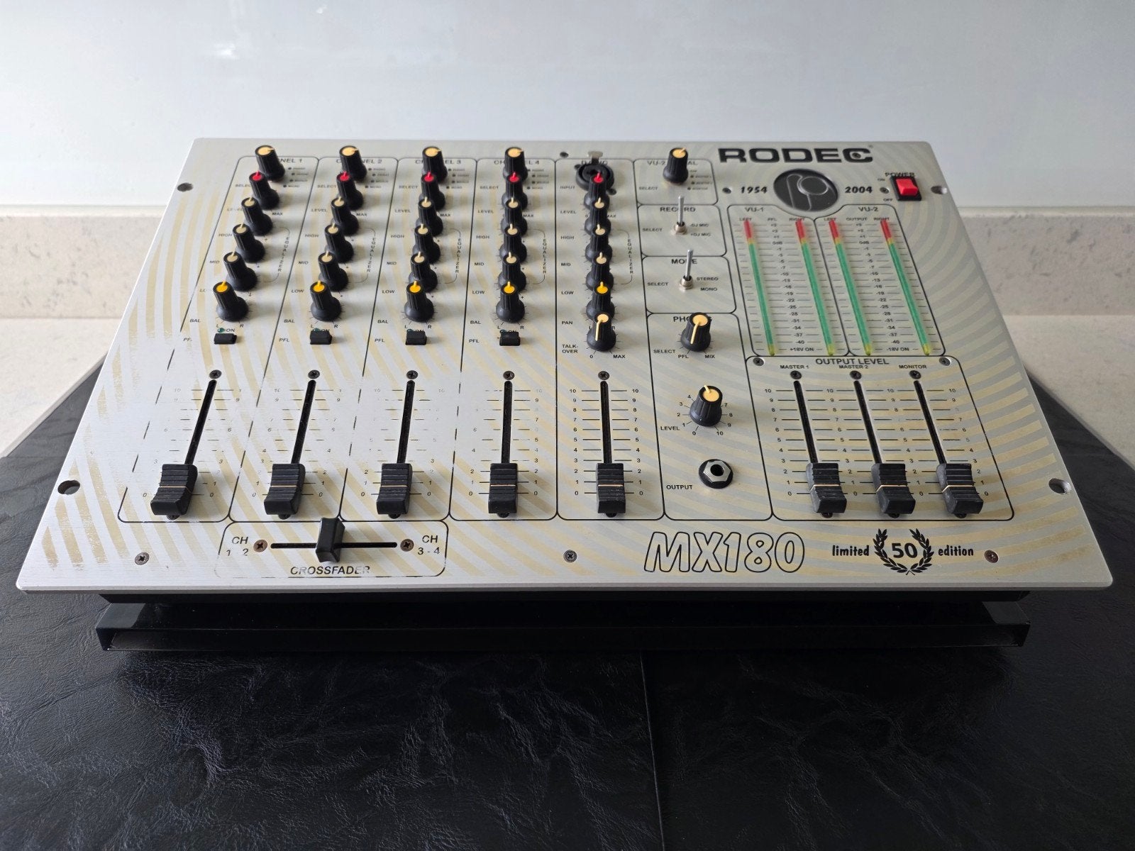 Rodec MX180 MK3 50eme anniversaire, Enlèvement, Utilisé, 5 à 10 canaux, Entrée micro