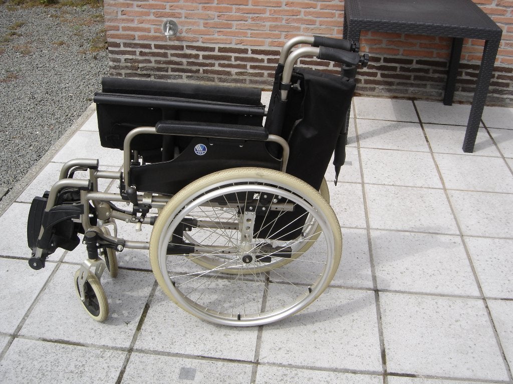 Rolstoel voor zwaardere persoon., Ophalen, Gebruikt, Duwrolstoel