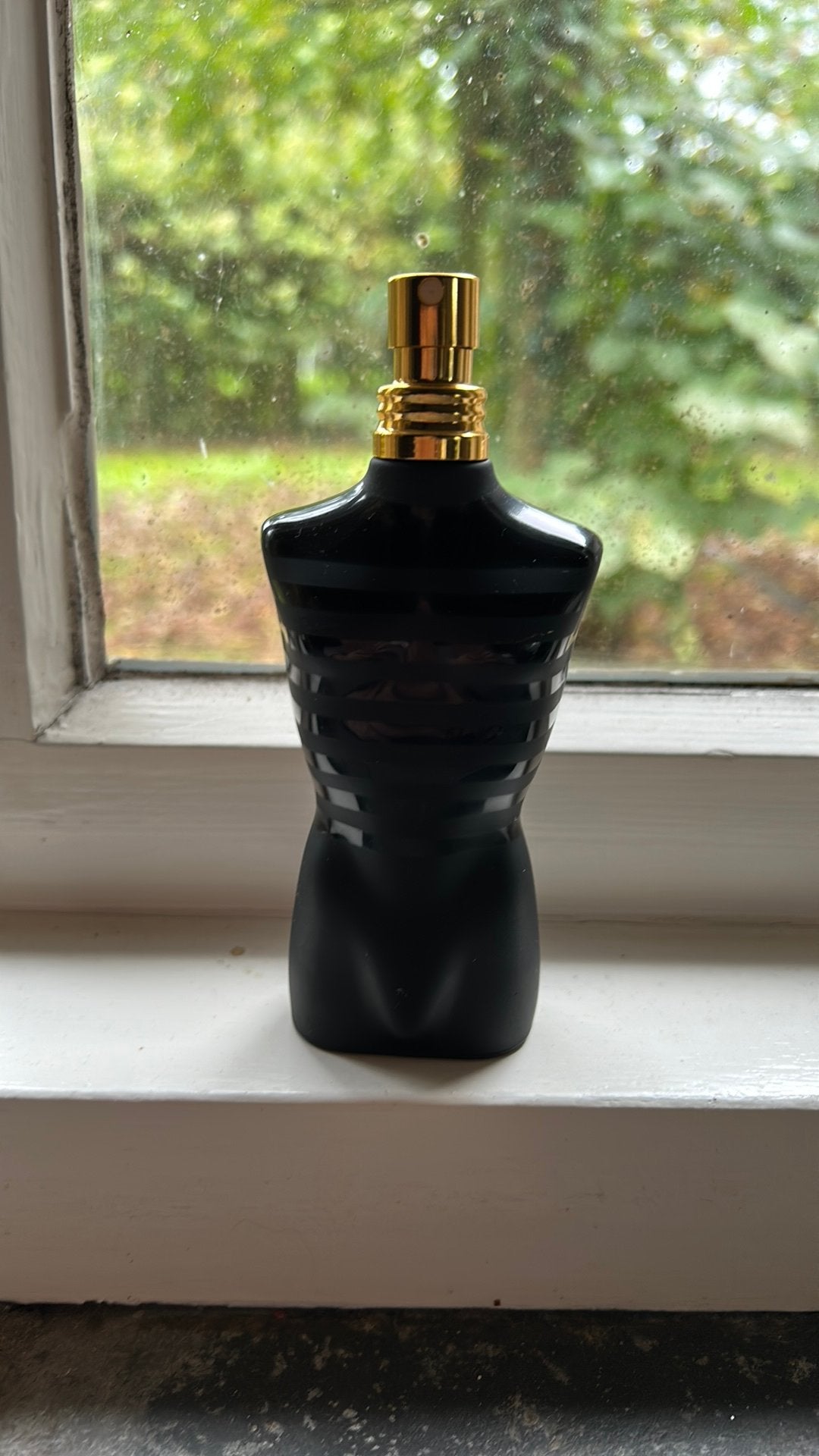 Parfum pour homme, Envoi, Comme neuf