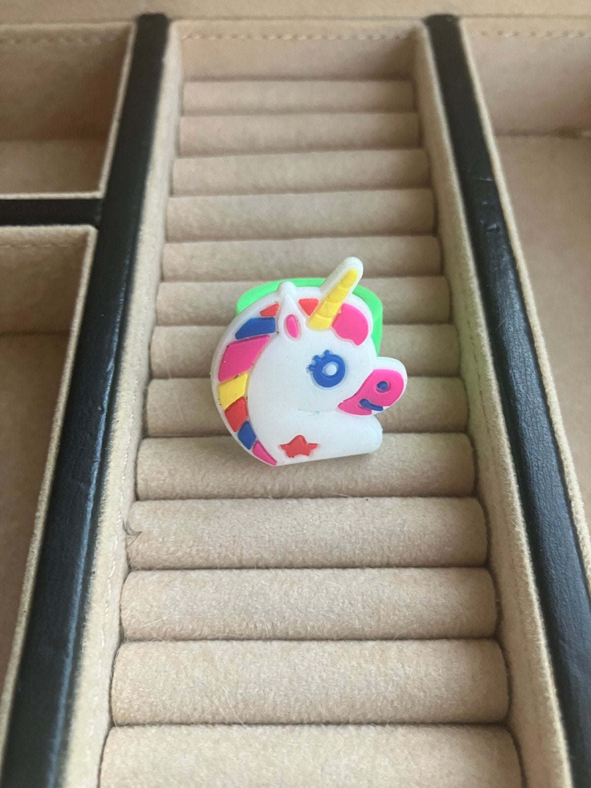 Kinder ring eenhoorn, Ophalen, Zo goed als nieuw, Geel, Ring