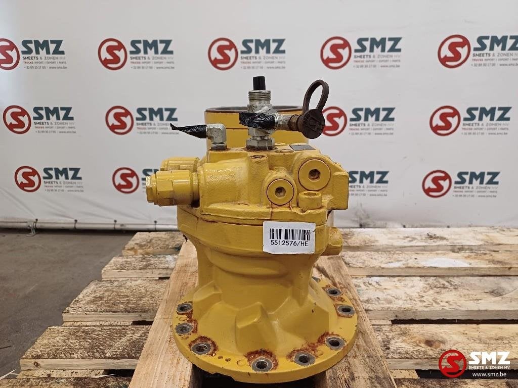 Hydraulic pump Caterpillar, Articles professionnels