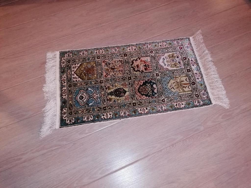 Tapis d'Orient en soie tissé main (Tunisie) 72cm * 40cm, Ophalen of Verzenden