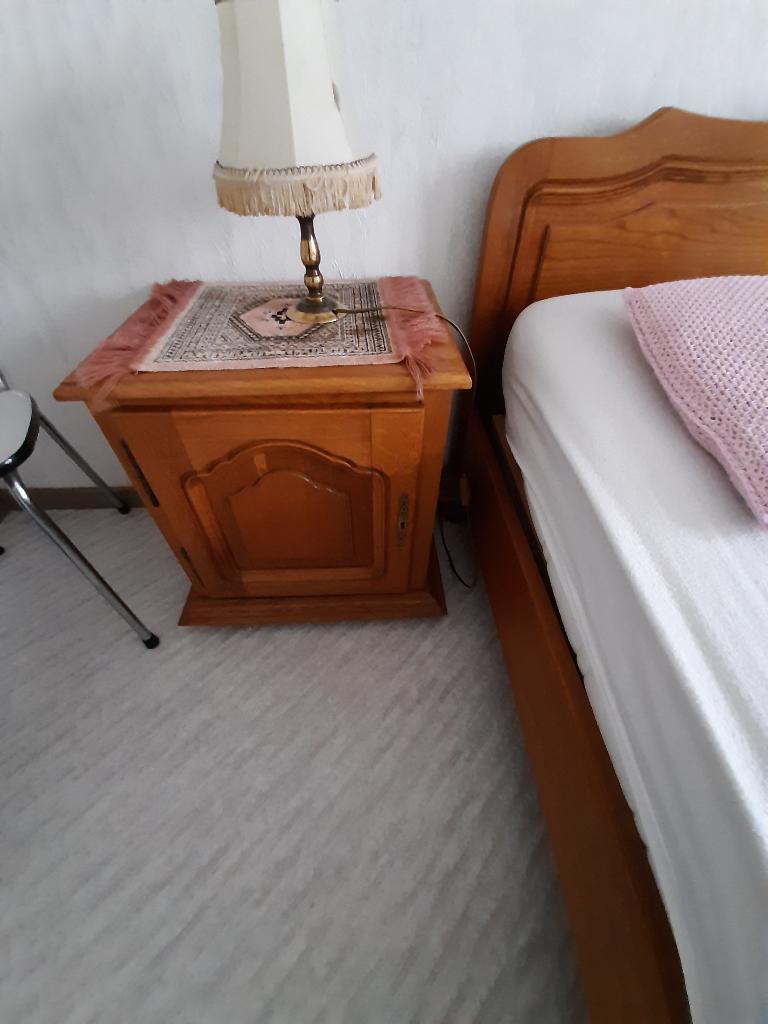 dubbel bed, Huis en Inrichting, Slaapkamer | Bedden, Gebruikt, 140 cm, 200 cm, Hout, Beige, Ophalen