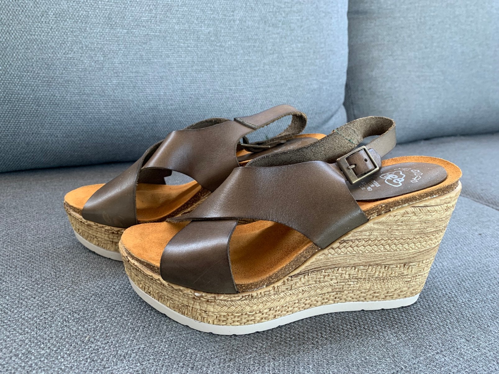 Sandales hautes, Enlèvement ou Envoi, Comme neuf, Brun, Sandales et Mûles