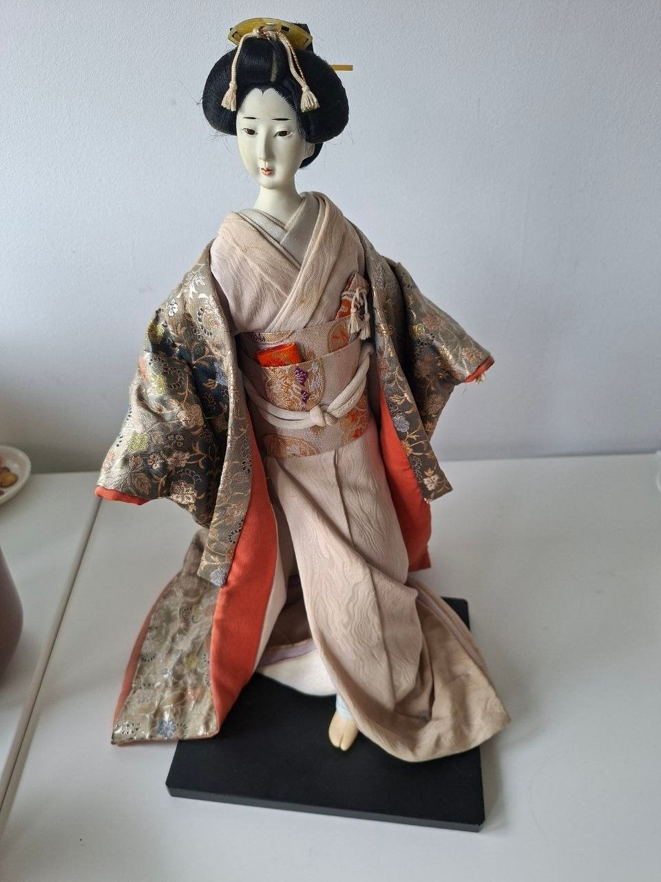 Grande poupée traditionnelle japonaise Geisha, Collections