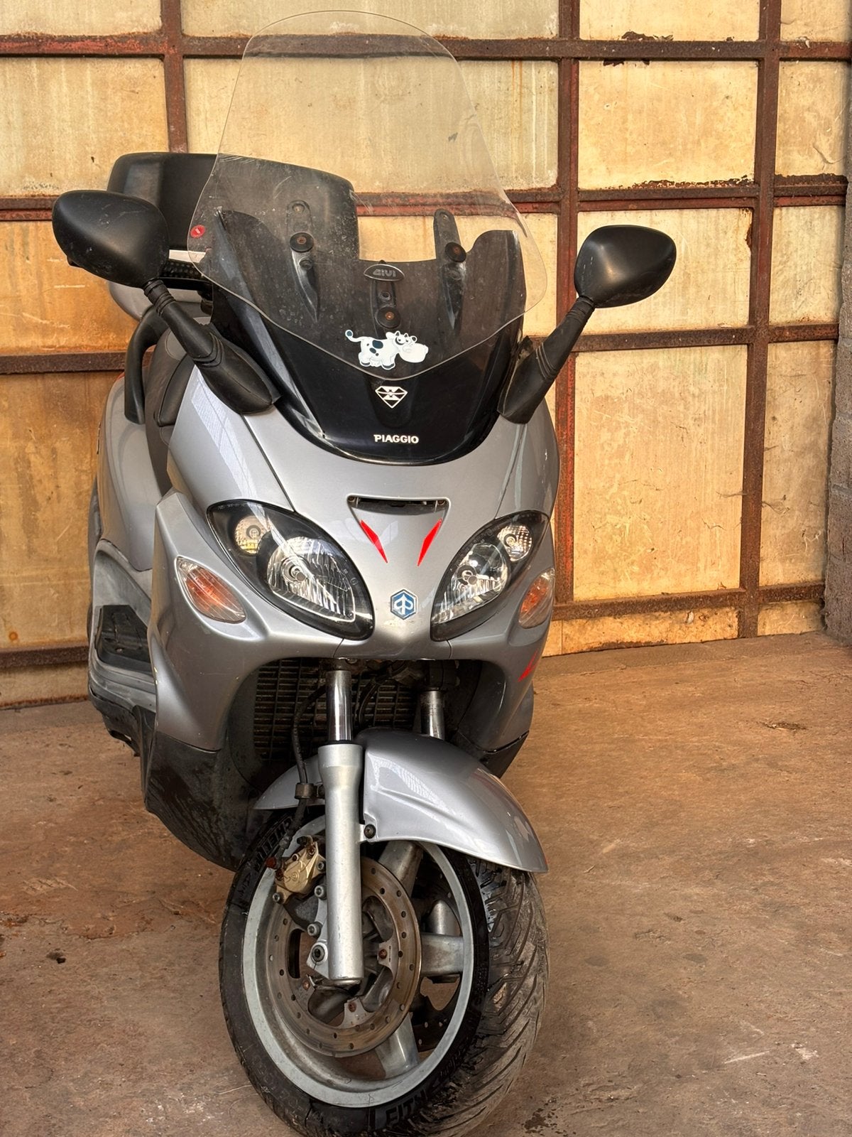 Piaggio X9, Ophalen, Zo goed als nieuw, Benzine