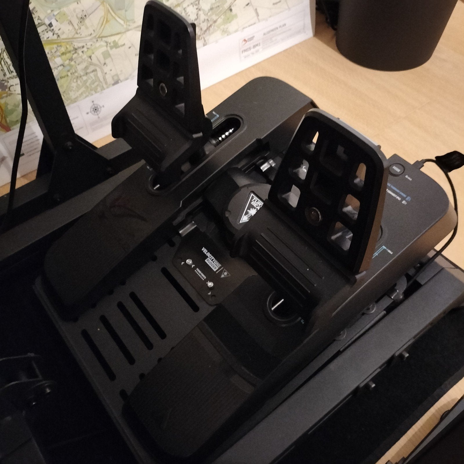 turtle beach velocity one rudder, Computers en Software, Joysticks, Ophalen, Zo goed als nieuw