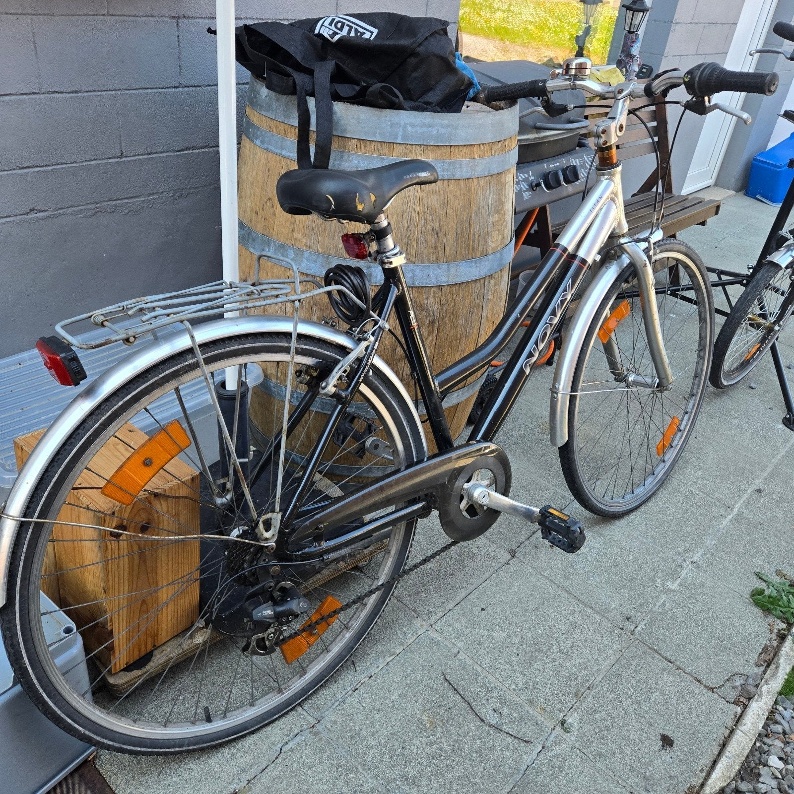 Damesfiets Novy, Fietsen en Brommers, Fietsen | Dames | Omafietsen, Gebruikt, Versnellingen, Velgrem, Ophalen