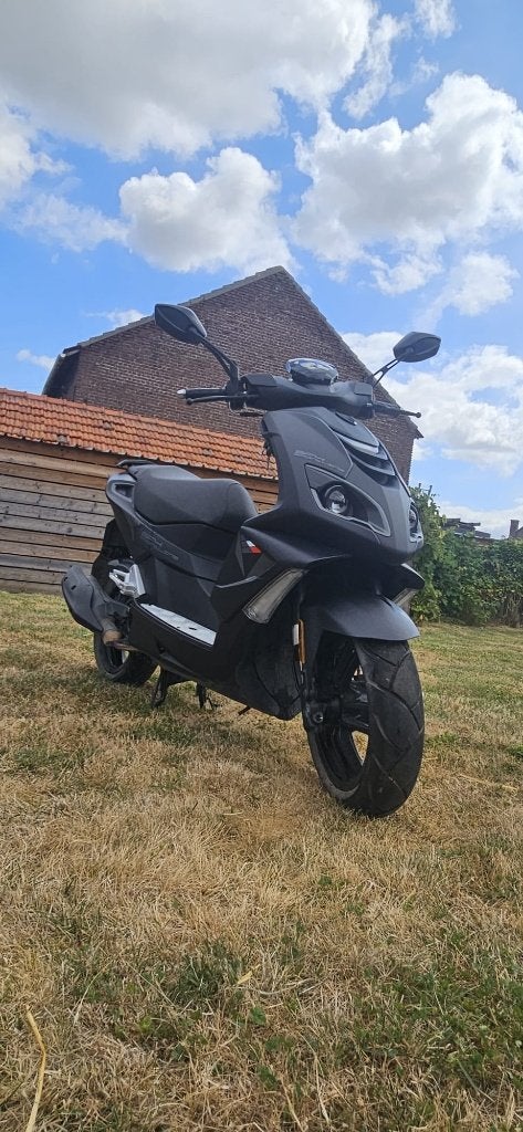Brommer Peugeot Speedfight 4 - 2024, Autres modèles, 1 vitesses, Classe B (45 km/h), Enlèvement