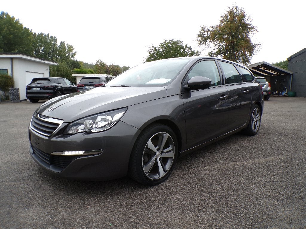 Peugeot 308SW 1.2i Navi/Clima Dig/CT OK/Garanti/142.000km, Argent ou Gris, Achat, Euro 6, Entreprise