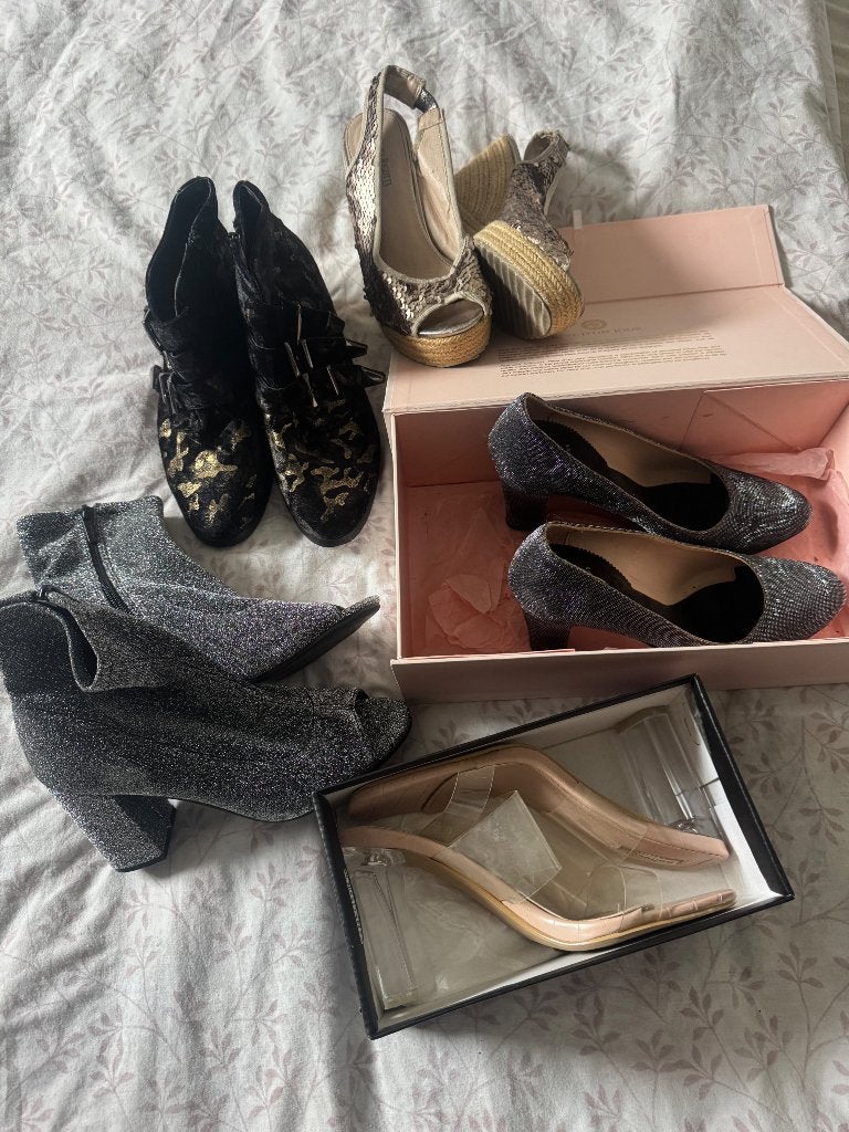 Pakket schoenen, Enlèvement ou Envoi, Comme neuf