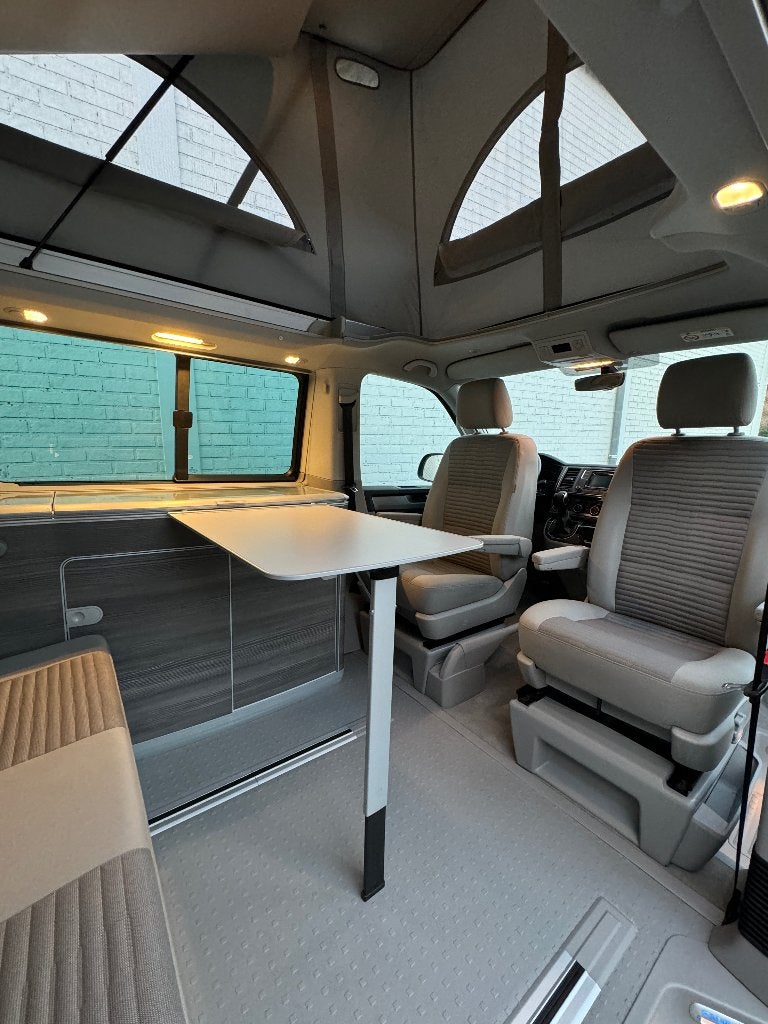 Volkswagen T6 California 2.0TDI 150 DSG OCEAN GARANTIE 12M., Jusqu'à 4, Siège standard, Volkswagen, Jusqu'à 5 mètres