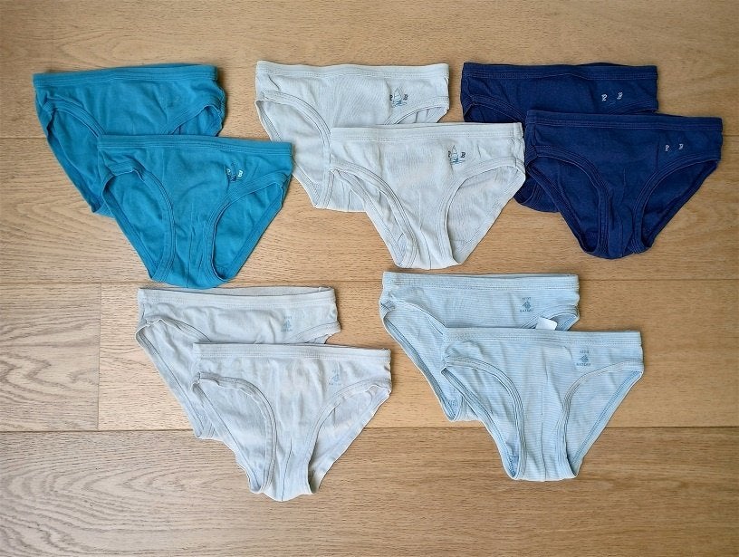 Petit Bateau - lot de 10 slips - taille 128 (8 ans), Enfants & Bébés, Enlèvement, Utilisé