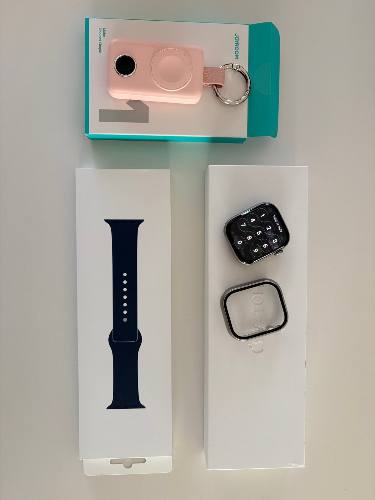 Apple watch série 11 46mm, Bijoux, Sacs & Beauté, Montres connectées, Étanche, Gris, IOS, Comme neuf