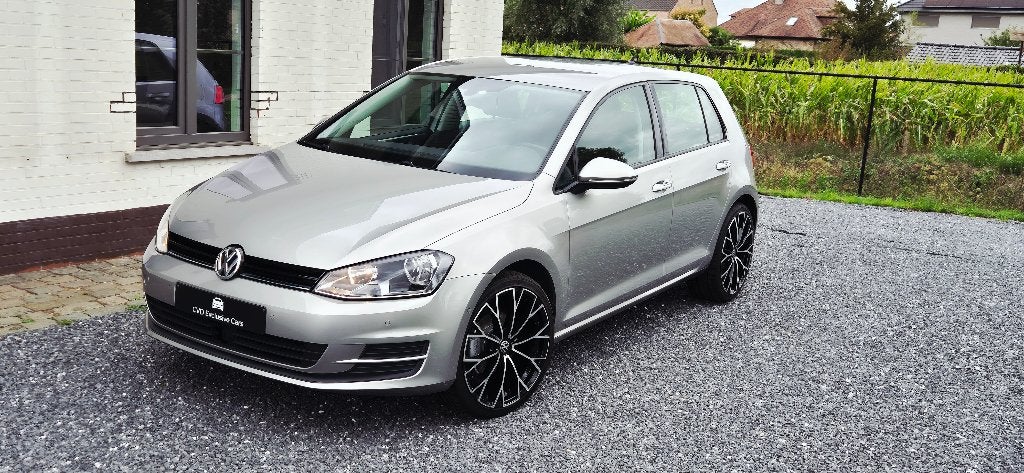 Volkswagen Golf VII 1.2TSI-Navigatie,Bluetooth,PDC V/A,ACC, Auto's, Voorwielaandrijving, Stof, Zwart, 4 cilinders