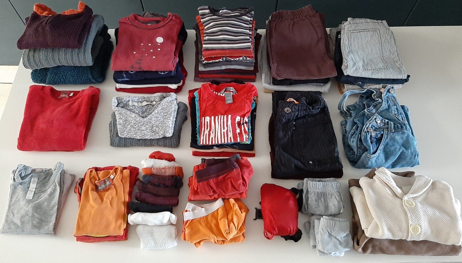 Pakketje jongenskleren 2j (68 stuks), Ophalen