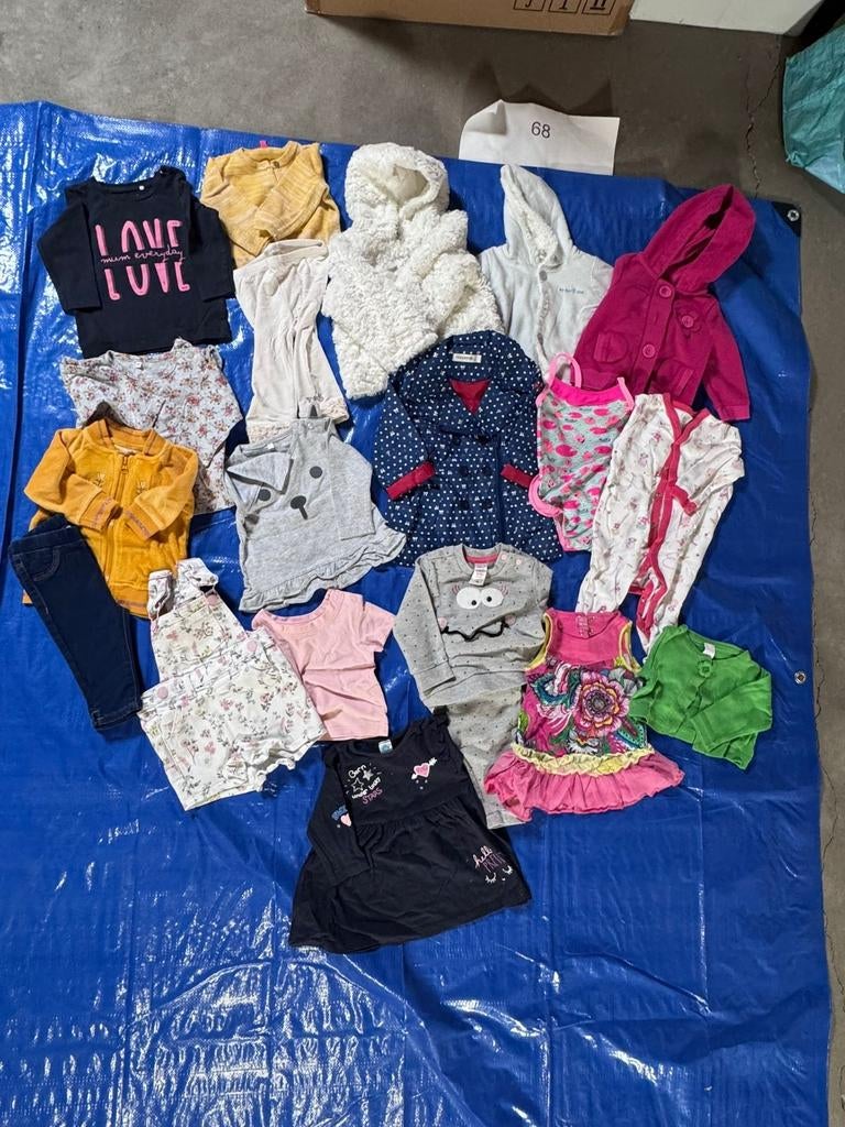 Baby kledij pakket maatje 68, Ophalen