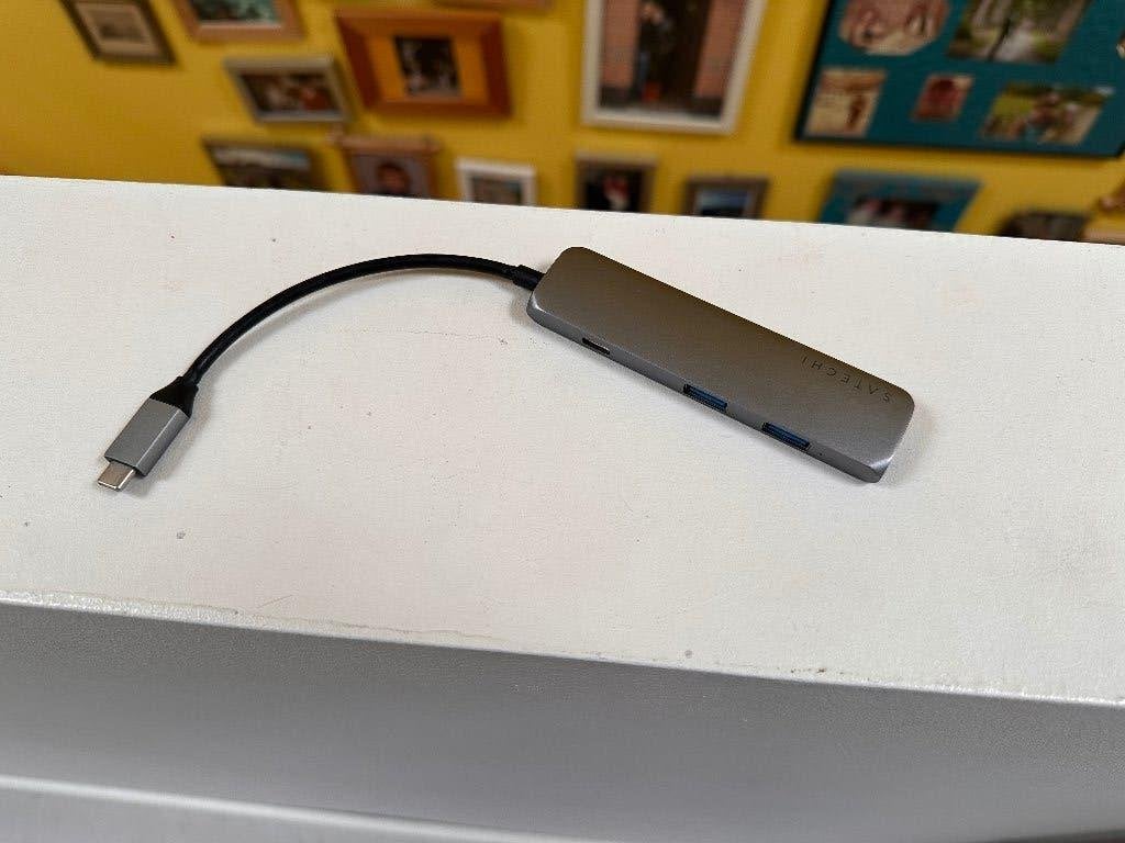 Satechi USB C hub met HDMI, Neuf, Enlèvement ou Envoi, Satechi, Station d'accueil