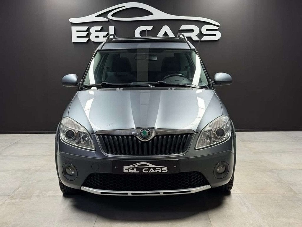 Skoda Roomster Roomster 1.6 CR TDi *12 mois de garantie*, 105 ch, Entreprise, Electronic Stability Program (ESP), Boîte manuelle