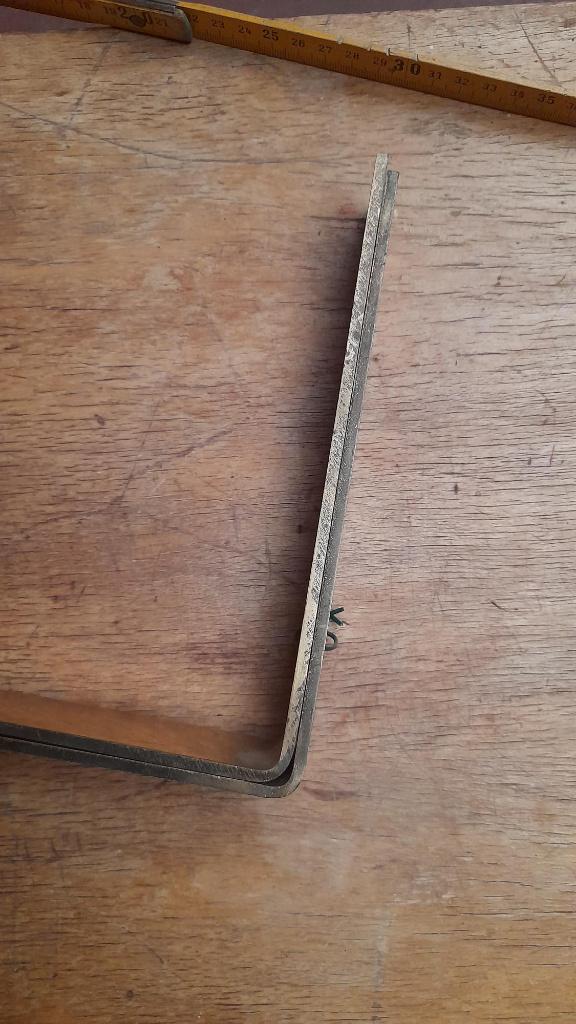 Steunen in messing voor plank of tablet, Ophalen