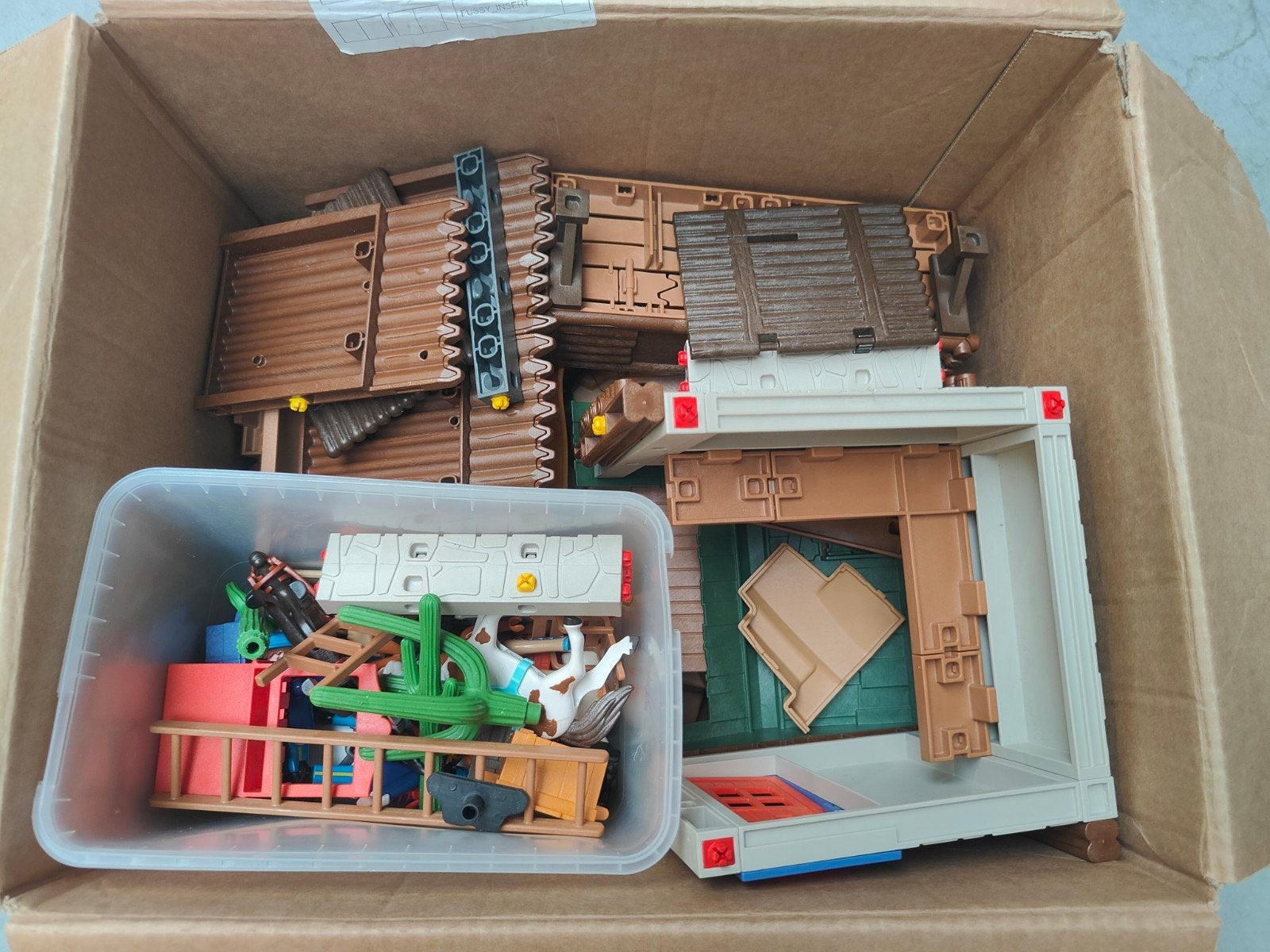 fort de l'ouest - Playmobil, Enfants & Bébés, Utilisé, Country, Figurines, Kit complet