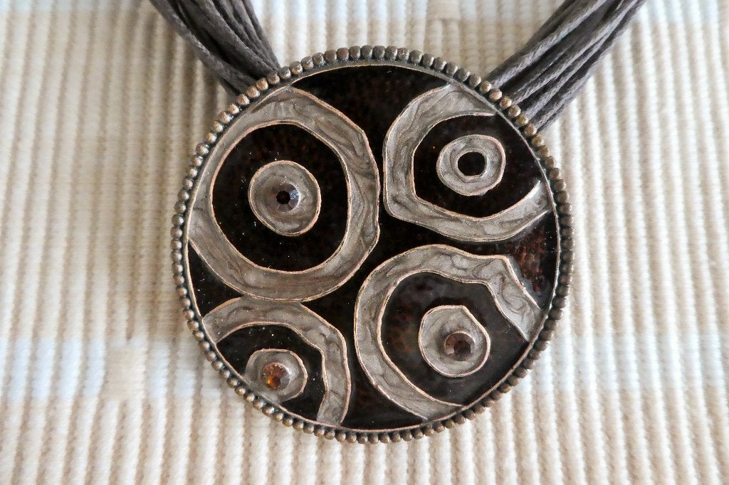 Joli Collier Style Ethnique, Handtassen en Accessoires, Kettingen, Ophalen, Gebruikt, Verstelbaar