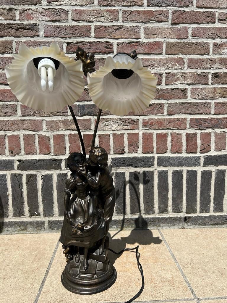 Grote staanlamp / tafel lamp, 2 kinderen 2 lampen, Gebruikt, Geen idee, Ophalen of Verzenden, Glas