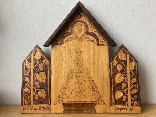 Maria OLV van Poperinge in hout kapel, Antiek en Kunst, Ophalen of Verzenden