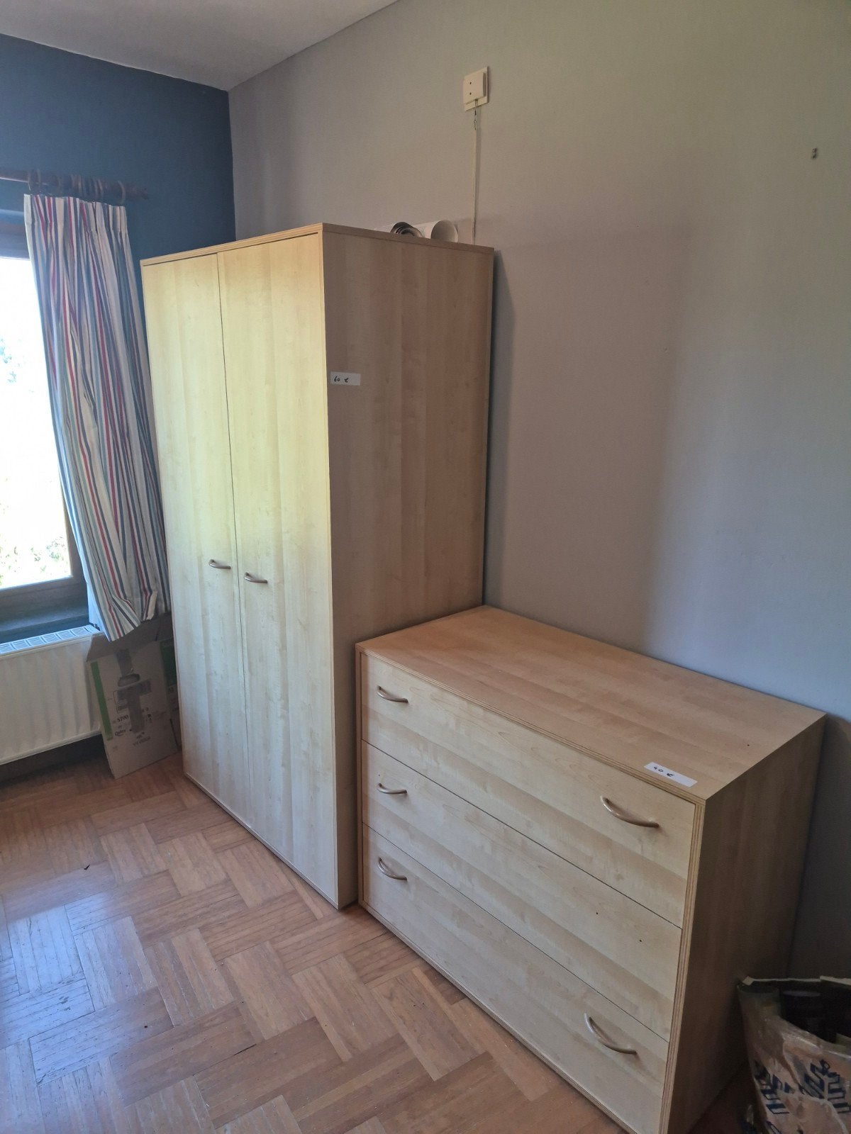 Assortiment Lit + Commode + Garde-robe, Enlèvement, Utilisé, Commode