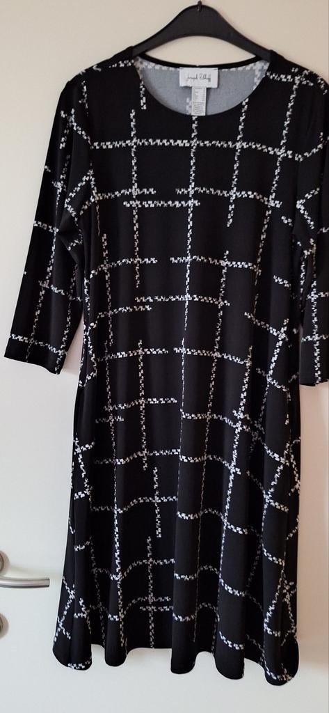Zwart, wit "ruit" kleed., Enlèvement ou Envoi, Joseph Ribkoff, Robe, Porté
