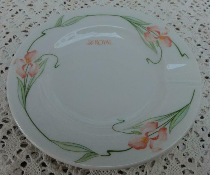 Villeroy & Boch , Le Royal asbakje met (zalm) roze lissen, -, -, Overige typen, Ophalen of Verzenden