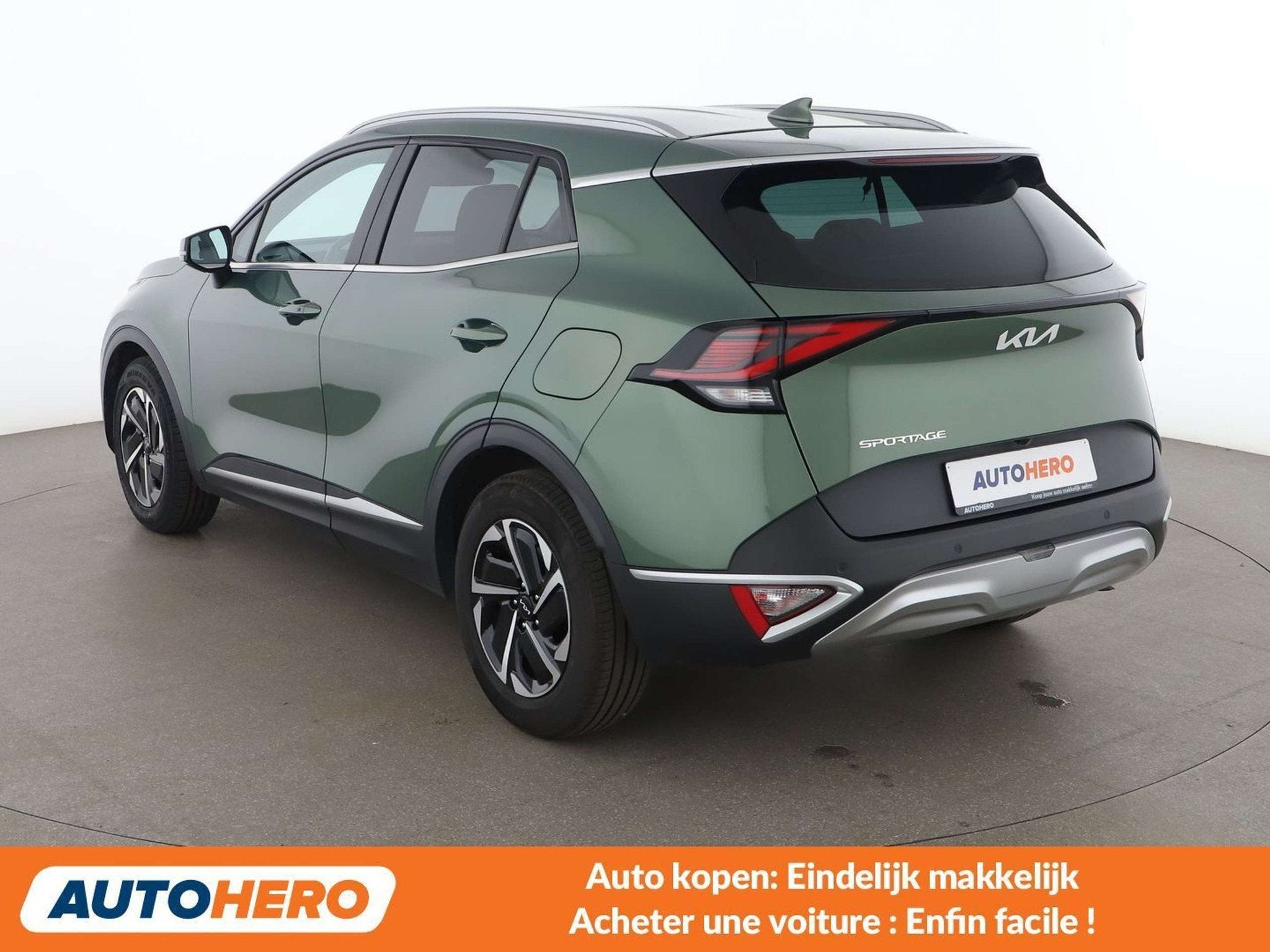 Kia Sportage 1.6 CRDi Mild-Hybrid Concept Plus 2WD, Euro 6, Noir, 5 portes, Tissu
