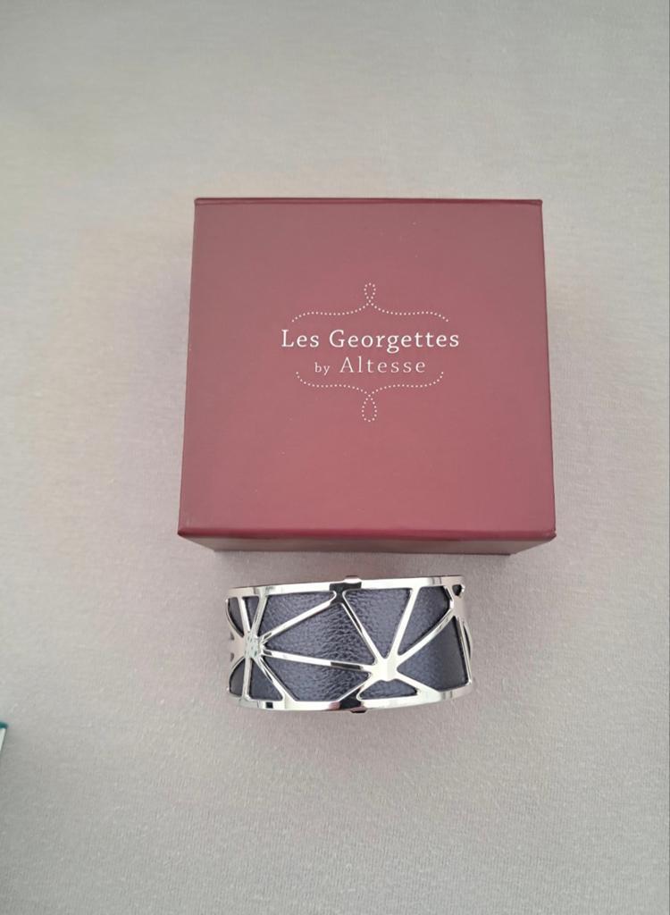 Bijoux Les Georgettes, Enlèvement