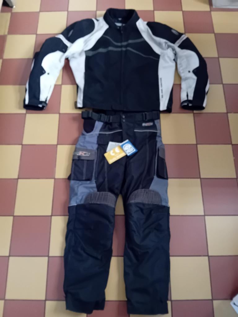 Veste et pantalon Richa et Roxk, Motos, Vêtements | Vêtements de moto, Hommes, Neuf, sans ticket, Enlèvement
