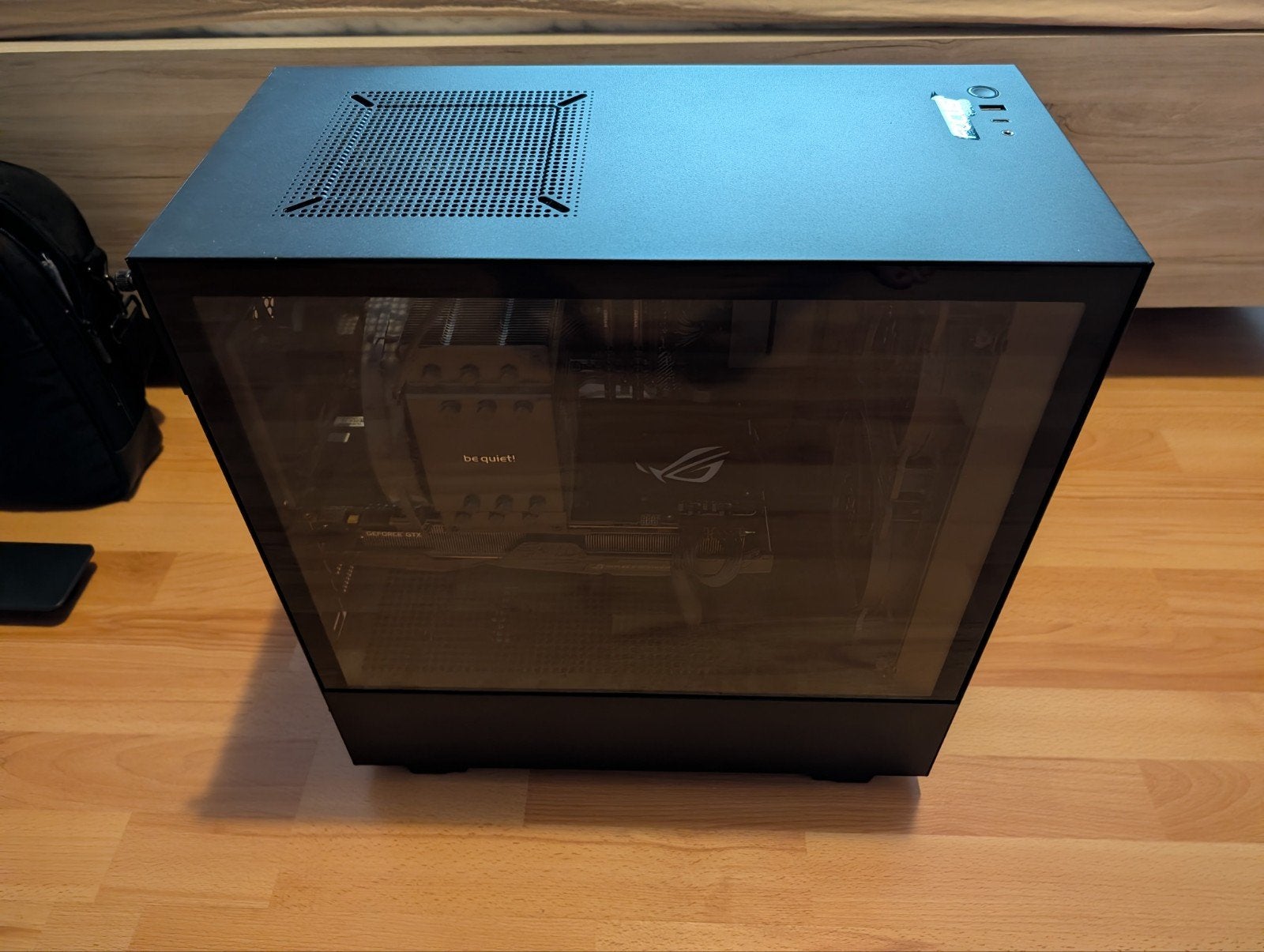 Gaming PC Ryzen 7 3700X | GTX 1080 Ti 11GB | 32GB RAM | X570, Computers en Software, Computerbehuizingen, Ophalen