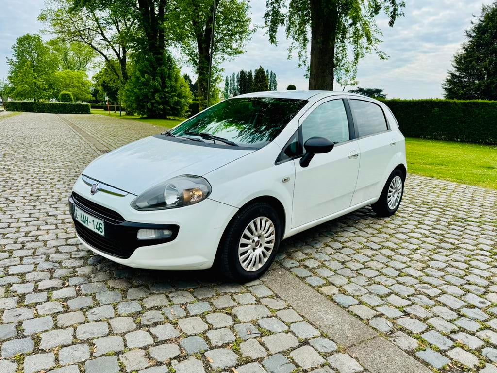 Fiat Punto Evo  1.3D Multijet Airco GEKEURD VVK, Auto's, Euro 5, Stof, 4 cilinders, Wit