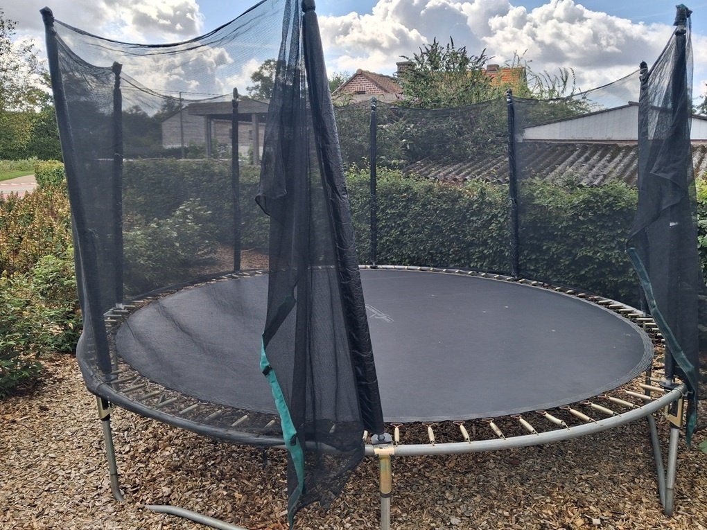 Trampoline 420CM met Trapje, Enfants & Bébés, Jouets | Extérieur | Trampolines, Enlèvement, Utilisé